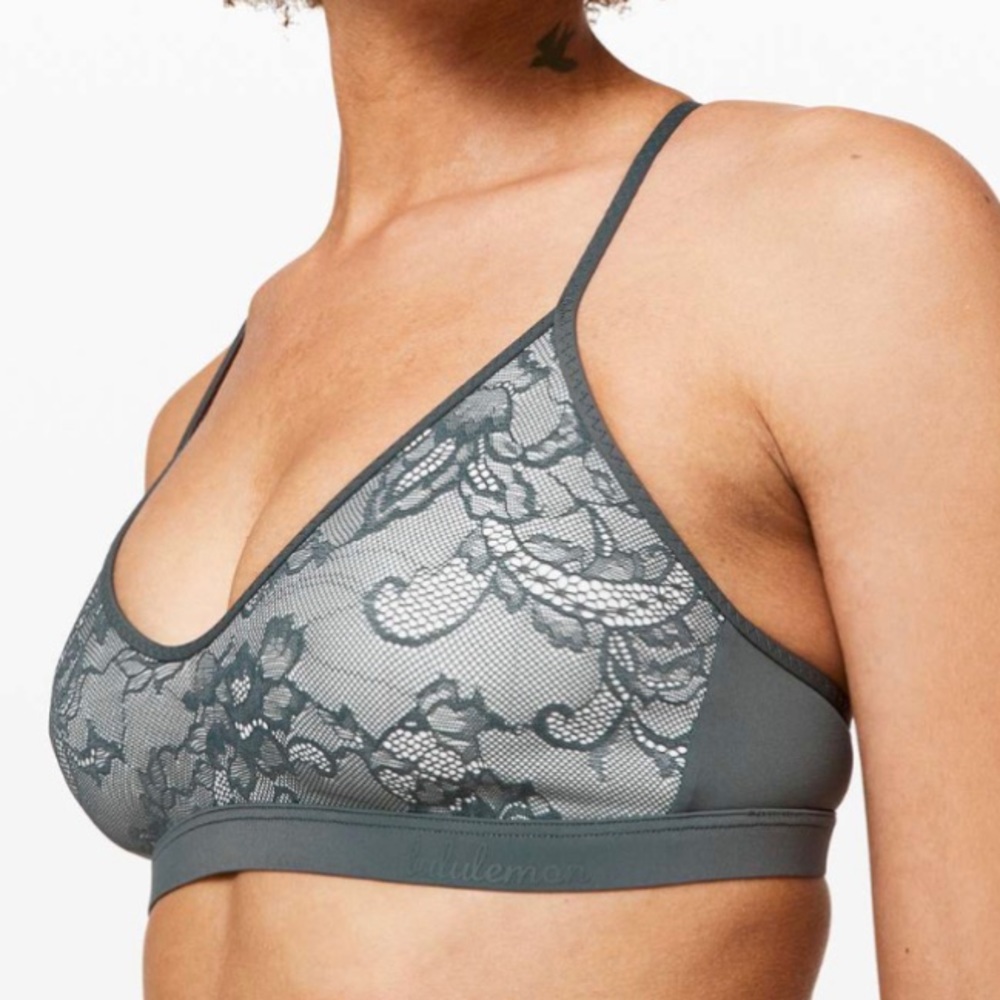 lululemon Live In Lace Bralette Nightcap/Polar Ice Size L NWT